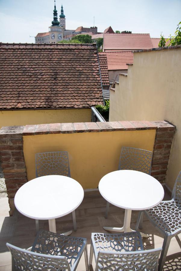 Apartman Veritas Mikulov Luaran gambar