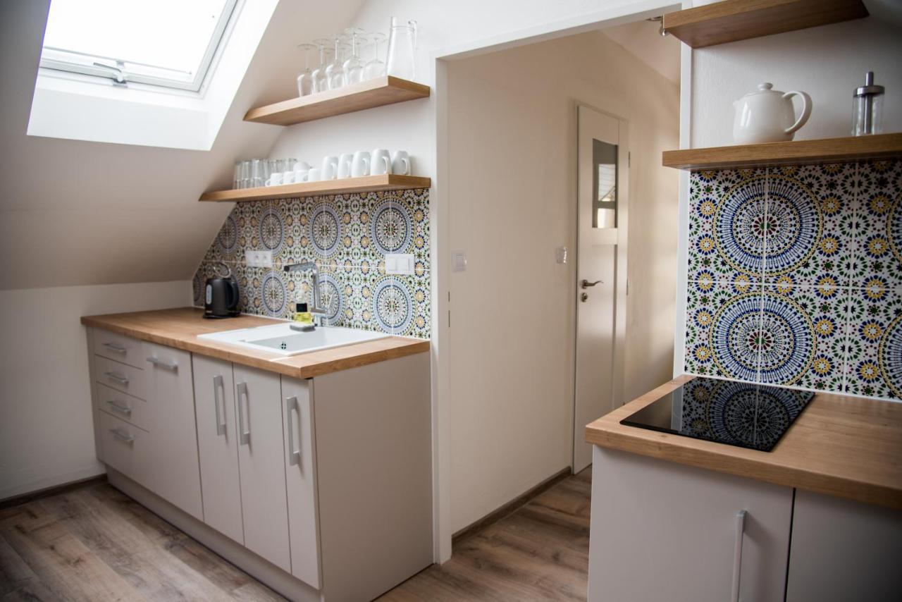 Apartman Veritas Mikulov Luaran gambar